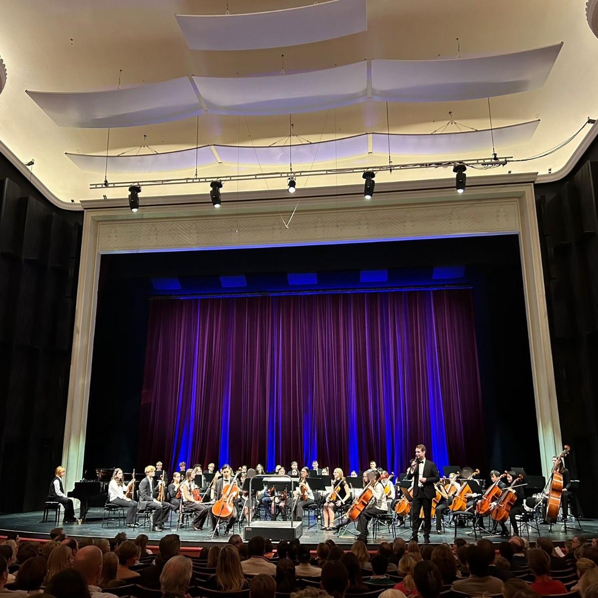 Bella Italia in der Deutschen Oper am Rhein